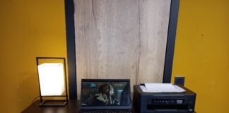 Améliorer votre posture avec le Bureau assis debout rétro EHD5 de Flexispot !